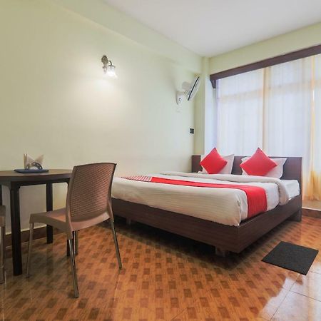 Oyo 11515 The Lily Guest House Shillong Exterior photo