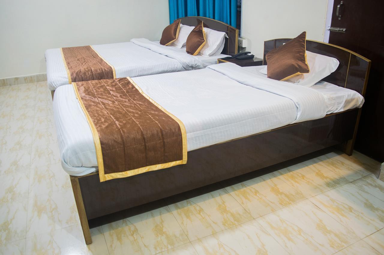 Oyo 11515 The Lily Guest House Shillong Exterior photo