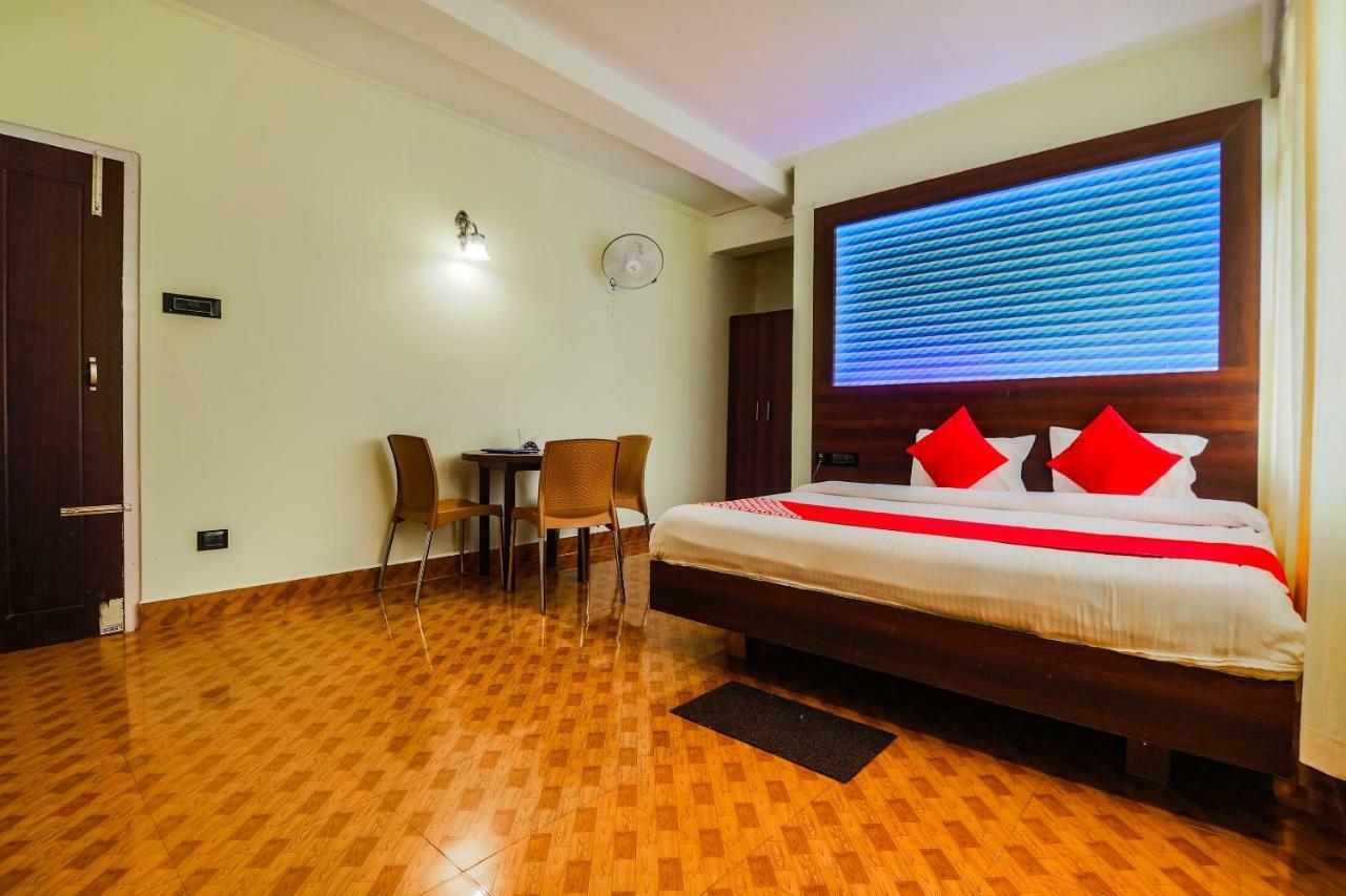 Oyo 11515 The Lily Guest House Shillong Exterior photo