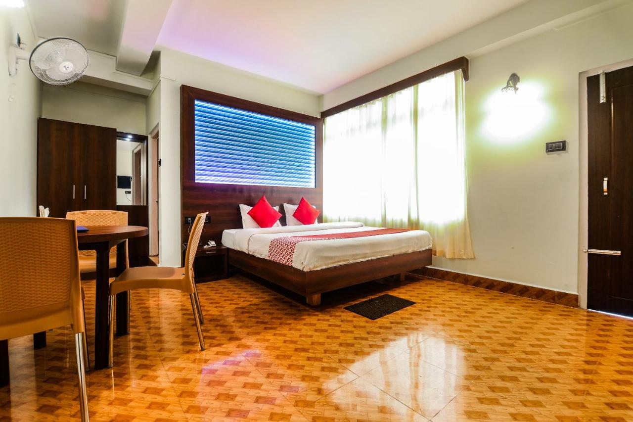 Oyo 11515 The Lily Guest House Shillong Exterior photo